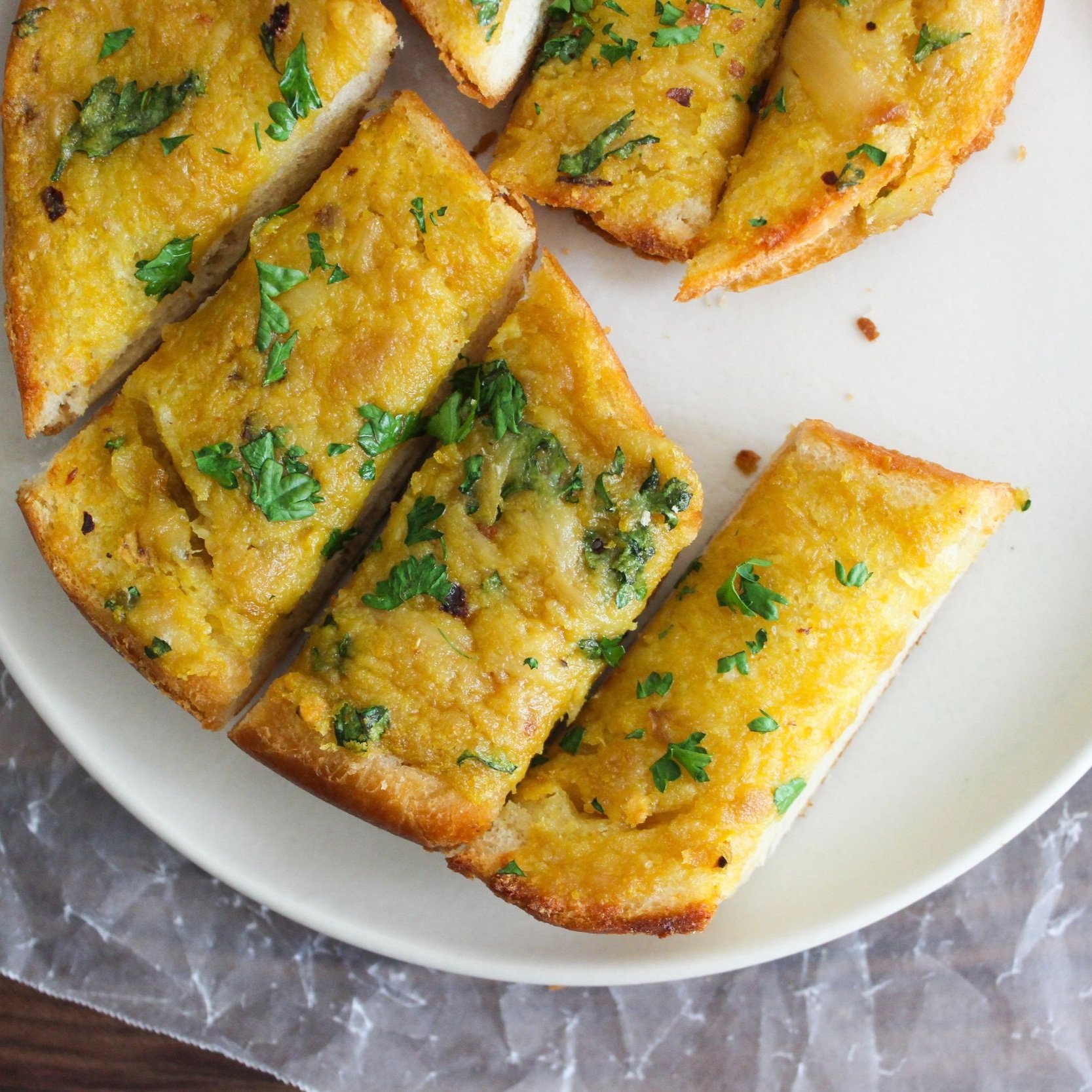 Vegan Garlic Bread