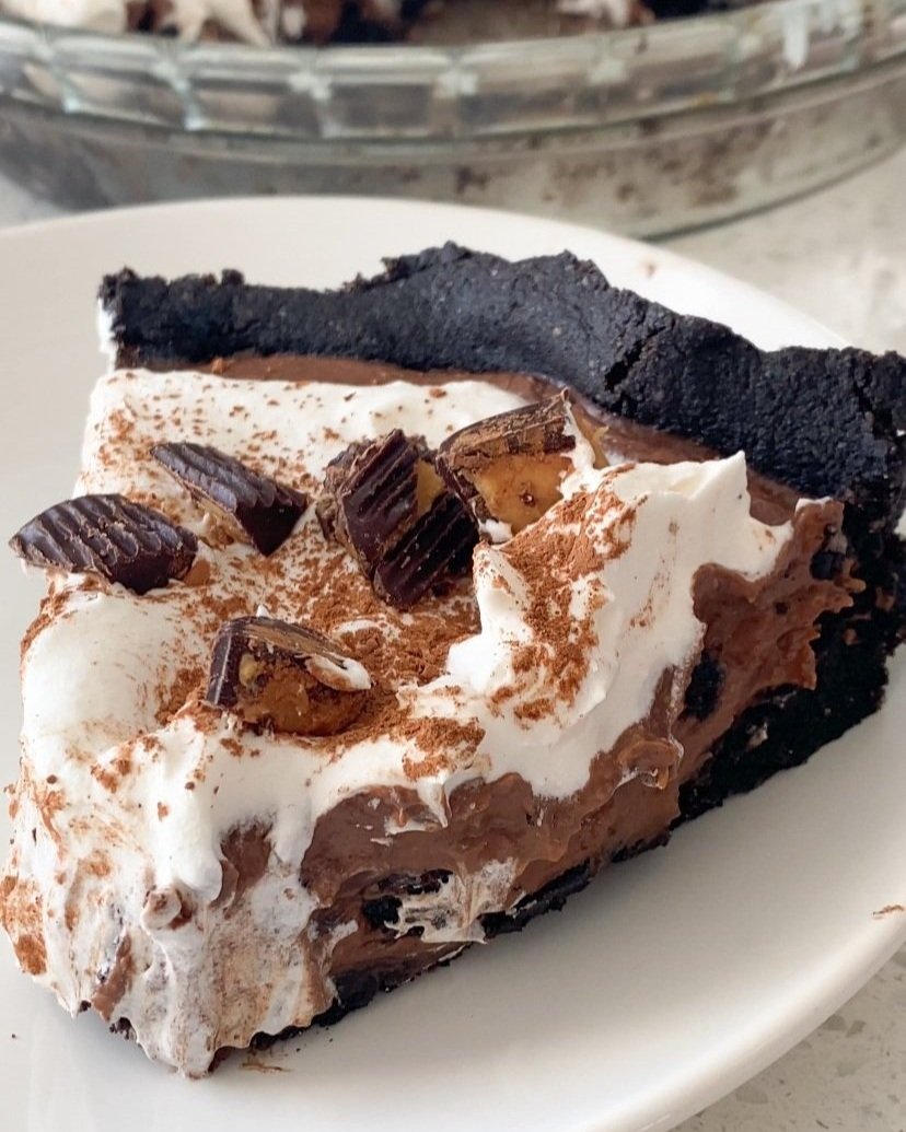 Healthy Peanut Butter Chocolate Pie