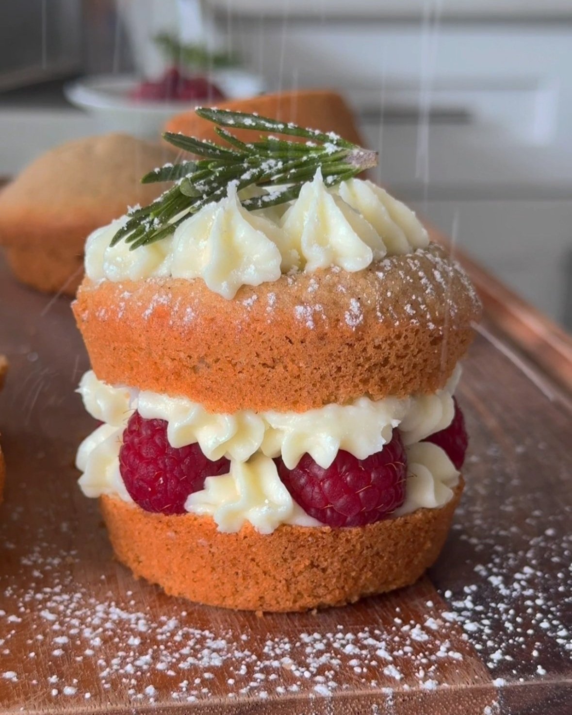 Spiced Victoria Sponge Cakes